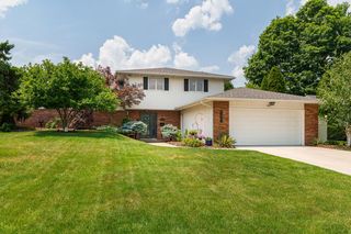 4277 Kenmont Pl, Columbus, OH 43220