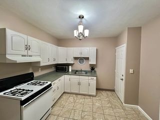 35 Clark Ave, Chelsea, MA 02150