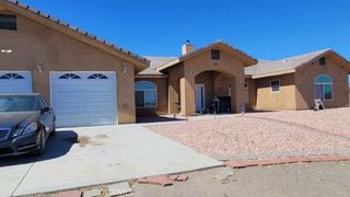 3677 Arcadia Rd, Phelan, CA 92371