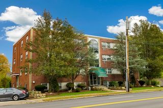 588 Main St #4D, Stoneham, MA 02180