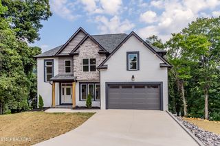 7560 Christin Lee Cir #46, Knoxville, TN 37931