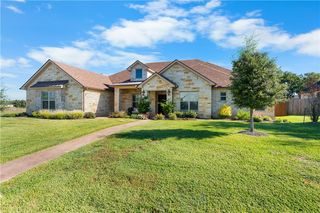 200 Wycliff Dr, China Spring, TX 76633
