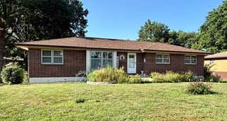 1504 NE 76th St, Gladstone, MO 64118