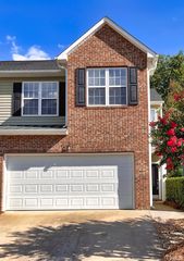 2448 Bay Harbor Dr, Raleigh, NC 27604