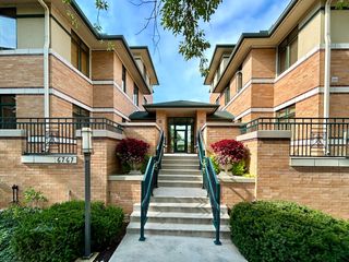 6767 Frank Lloyd Wright Ave #221, Middleton, WI 53562