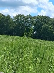 117 Iodine State Beagle Rd, Simpsonville, SC 29681