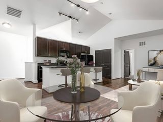 1587 College Ave #2330, Columbus, OH 43209