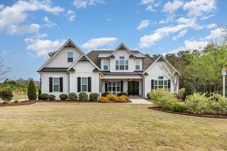 1505 Sweetwater Ln, Raleigh, NC 27610