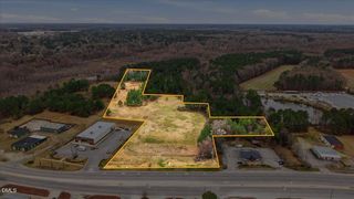 429 W  Market St, Smithfield, NC 27577