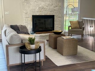 2606 Fargo Dr, Vestavia Hills, AL 35226