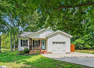 106 Lilly St, Simpsonville, SC 29681