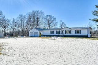 19 Bunker Avenue, Fairfield, ME 04937