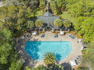 15420 Livingston Ave #205, Lutz, FL 33559