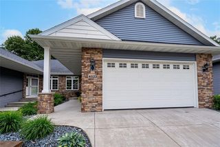 4523 Village Oaks Circle, EAU CLAIRE , WI 54701