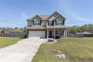 26 Maxwell Dr, Fort Mitchell, AL 36856