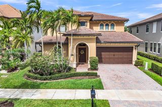 8915 Watercrest Cir W, Parkland, FL 33076