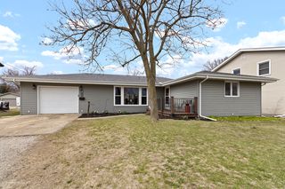 415 5th Ave, Ottawa, IL 61350