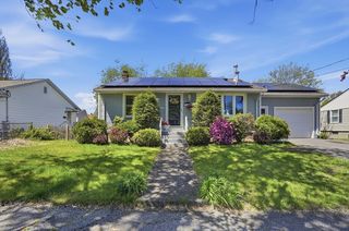 15 Birmingham Rd, Worcester, MA 01606