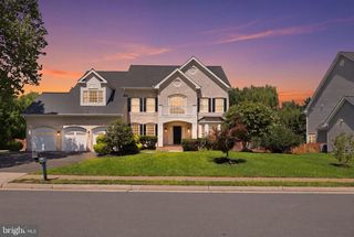 18426 Rim Rock Cir, Leesburg, VA 20176