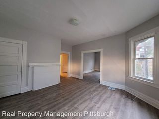 53 Carrick Ave #2, Pittsburgh, PA 15210