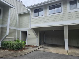 107 Driftwood Ct, Wrightsville Beach, NC 28480