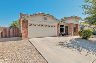 2866 E TOLEDO Court, Gilbert, AZ 85295