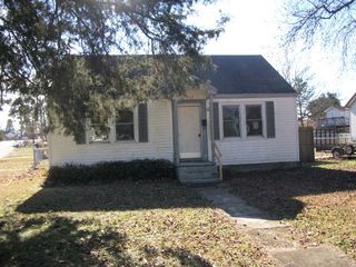 903 W  5th St, Roanoke Rapids, NC 27870