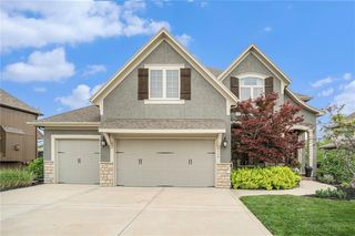 1708 SW Napa Valley Dr, Lees Summit, MO 64082