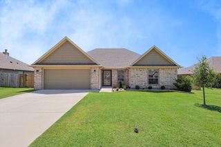 113 Wildflower Dr, Whitesboro, TX 76273