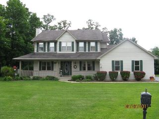689 3rd Ct, Silver Lake, WI 53170