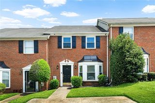 1528 Paces Ferry North Dr SE, Smyrna, GA 30080