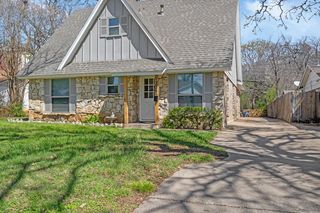 1209 Wildwood Dr, Arlington, TX 76011
