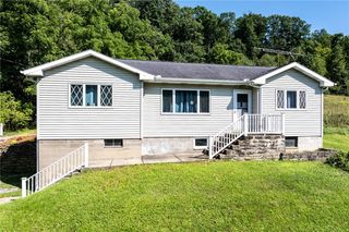 445 Little Creek Rd, Harmony, PA 16037