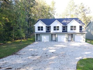 955 Center Rd, Clarksville, TN 37042