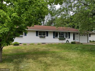 805 21st Ave N, Saint Cloud, MN 56303