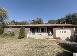 451 Kelly Dr, Ledbetter, KY 42058