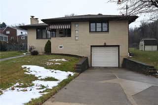 1111 Clonmel St, Duquesne, PA 15110