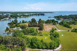 Point Pleasant Rd, Kilmarnock, VA 22482