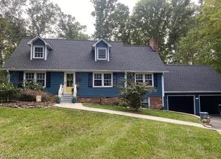 200 Brookberry Rd, Mount Airy, NC 27030