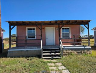 8634 E  US Highway 290 #6, Fredericksburg, TX 78624