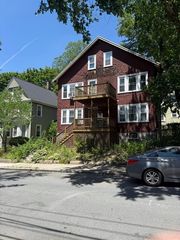 72 Bailey St, Dorchester, MA 02124
