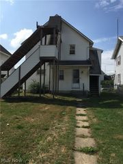 1522 Hammond Ave SW, Canton, OH 44706