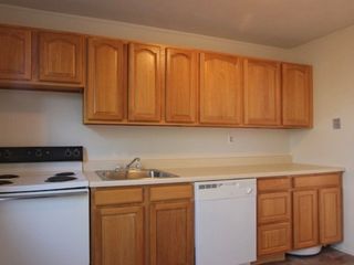 36 Center St, Keyport, NJ 07735
