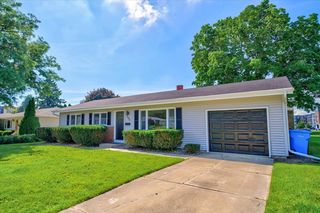 505 Mark Dr, Verona, WI 53593
