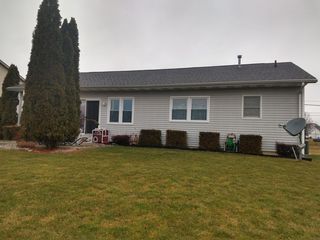 1909 Crystal Ave, Findlay, OH 45840