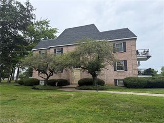 1155 Charter Oak Ln #307, Westlake, OH 44145