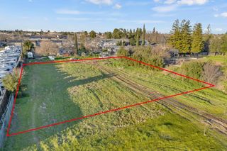 1 Orange Ave, Sacramento, CA 95823