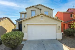 2083 S  McConnell Dr, Tucson, AZ 85710