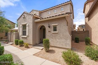 3967 E CAT BALUE Drive, Phoenix, AZ 85050