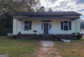 313 Carleeta St, Barnesville, GA 30204